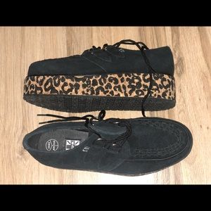 Limited edition leopard platform T.U.K. Creepers